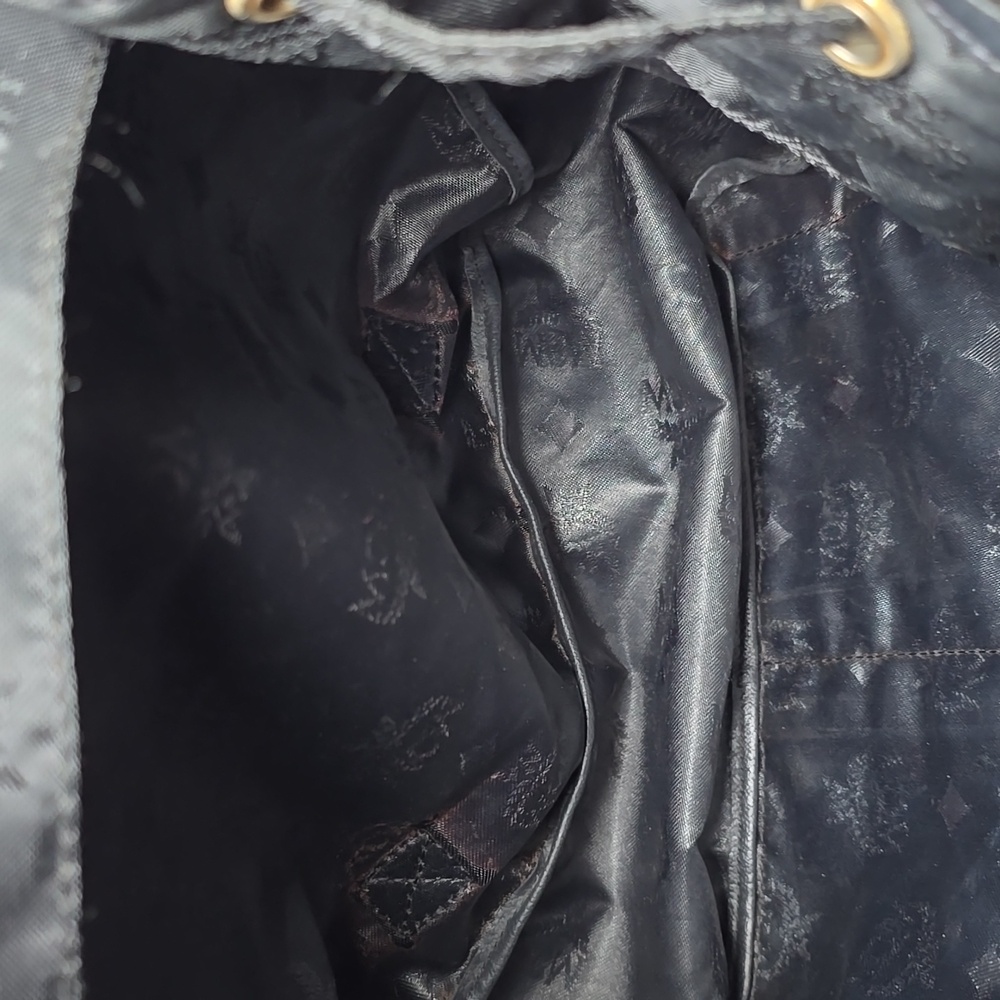 MCM Black Backpack with Vintage-Inspired Design - Picture 6 of 9